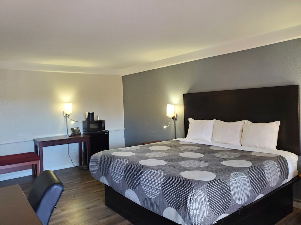 Relax Inn Little Rock - photo 23