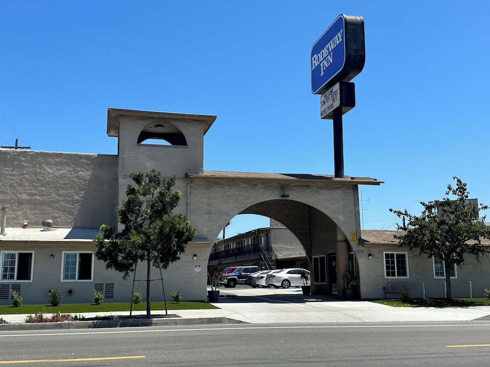 Rodeway Inn National City San Diego South - photo 31