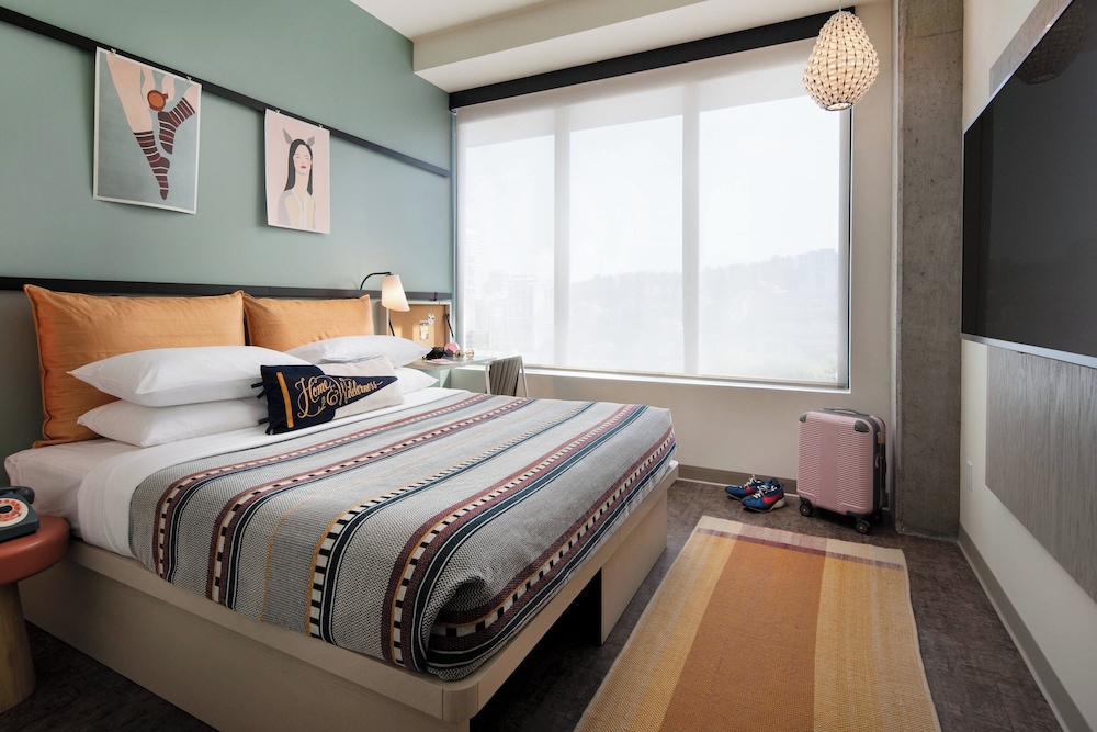 Moxy Portland Downtown - photo 10