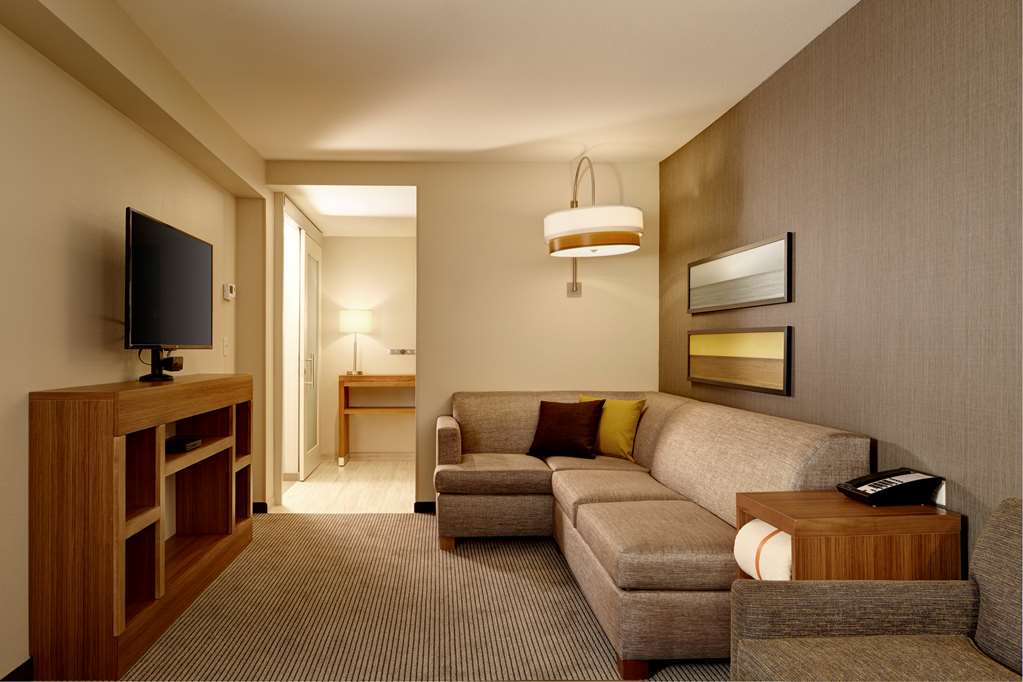 Hyatt Place Madison Verona - photo 23
