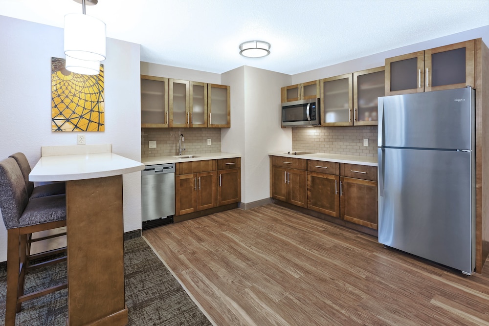 Staybridge Suites Columbia by IHG - photo 30