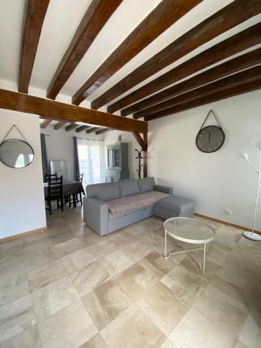 Hebergement la Chaumiere de Rambouillet 1 6 Pers in Rambouillet, France