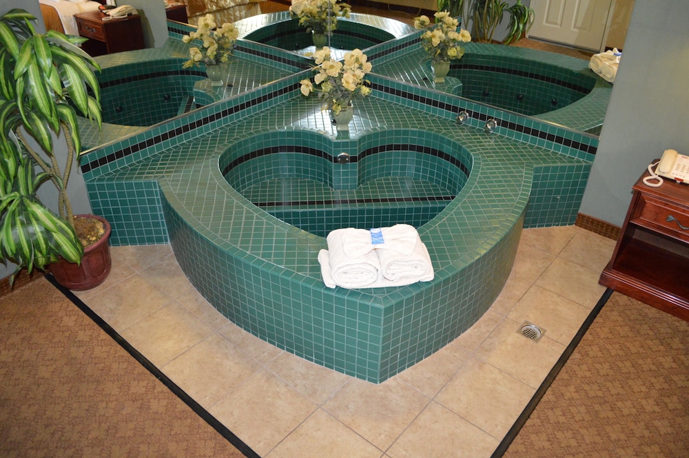 Dynasty Suites Redlands - photo 21