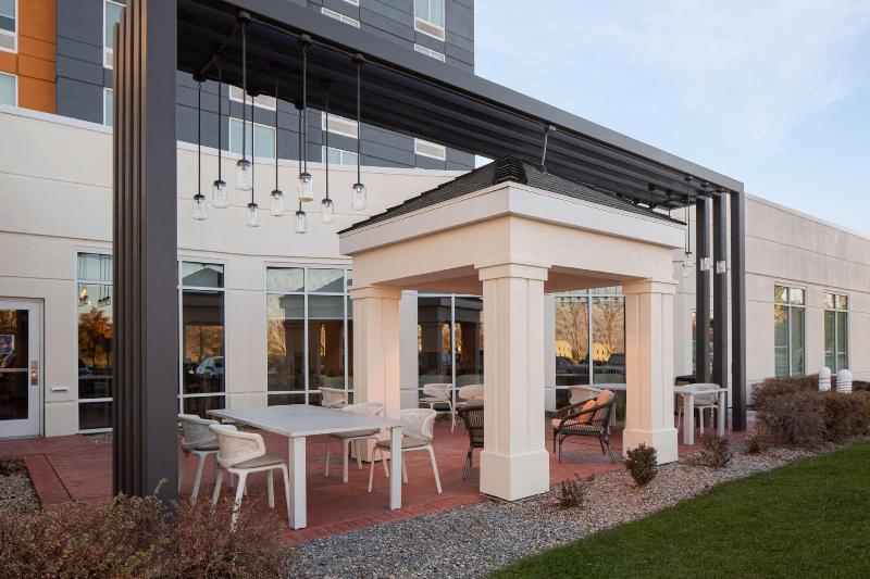 Hilton Garden Inn Salt Lake City Airport - photo 161
