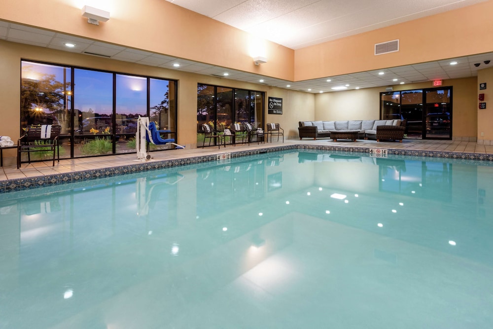 Hampton Inn by Hilton Minneapolis Eagan - photo 28