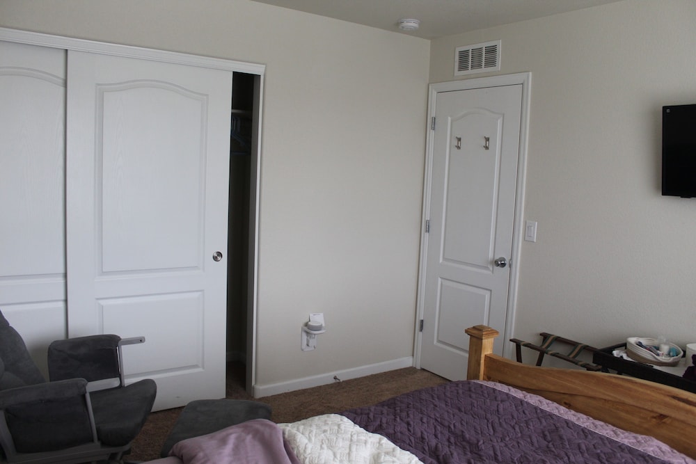 Ric S Place - photo 7