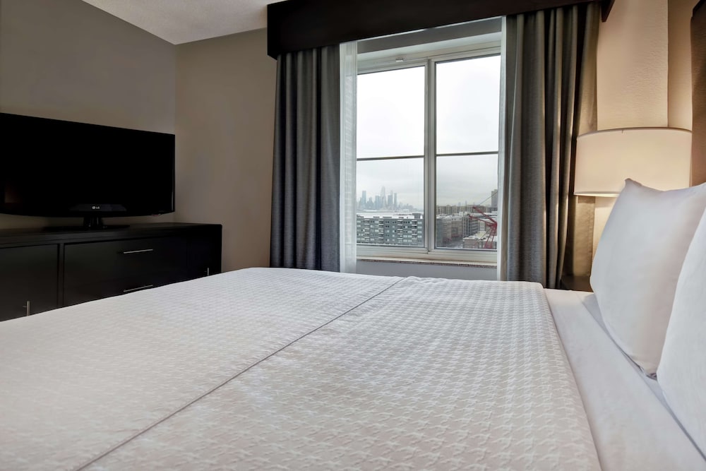 Homewood Suites by Hilton Edgewater NYC Area - photo 17