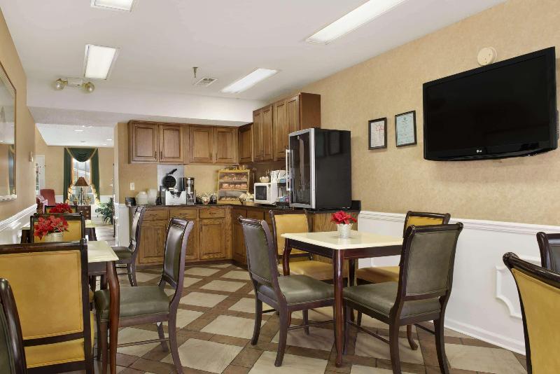 Baymont by Wyndham Eufaula - photo 20