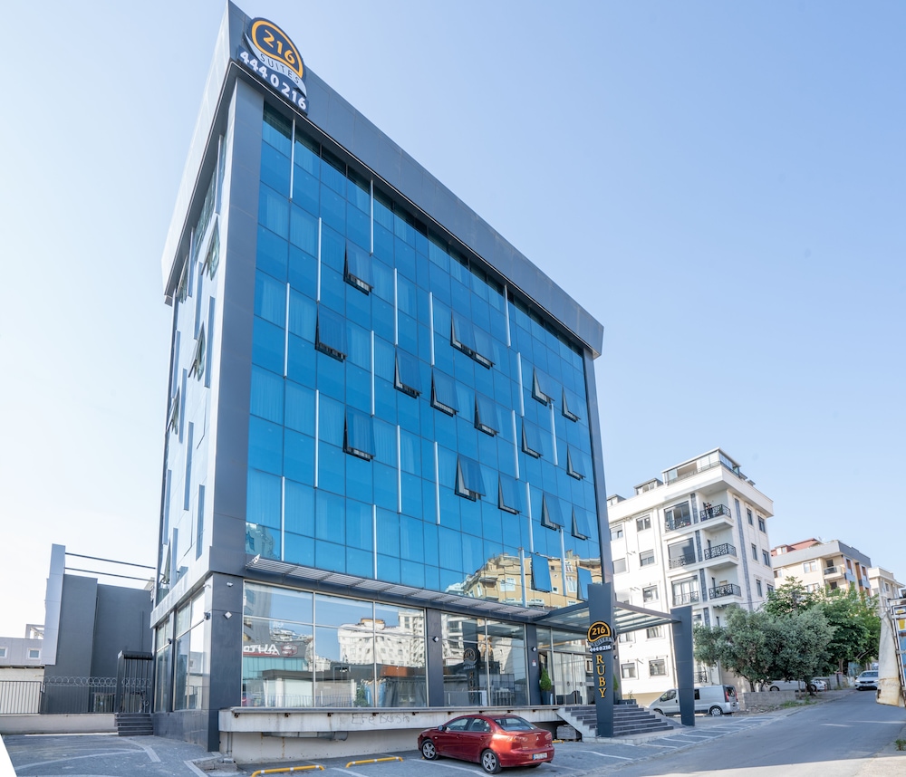 216 Ruby Suite — 4-Star Luxury Hotel in Istanbul, Turkey