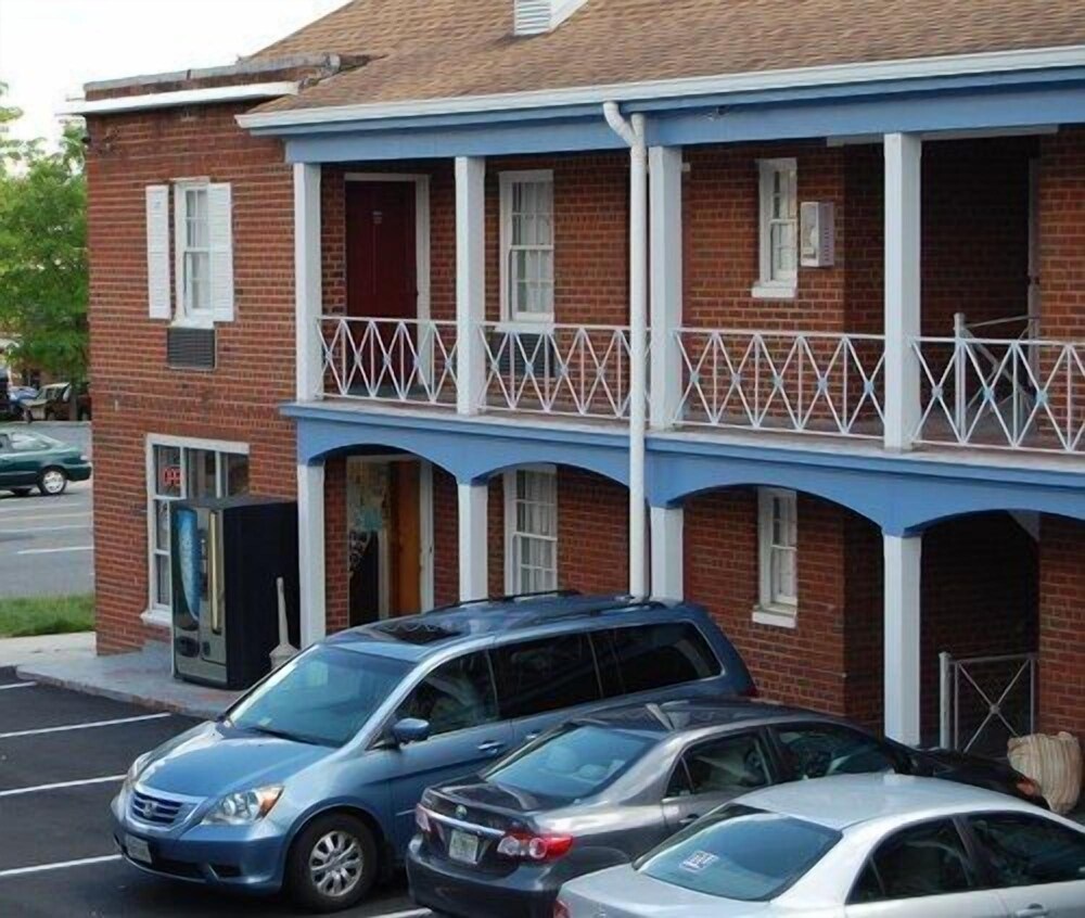 Towne Motel Alexandria - photo 24