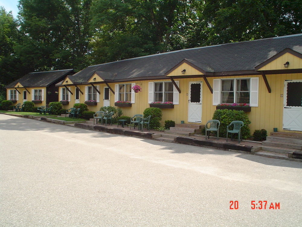 Maple Leaf Motel — North Conway — photo 5