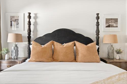 Historic House in Walkable East Nashville 25 Miles to Downtown Nashville — 4-Star Luxury Hotel in Nashville, United States