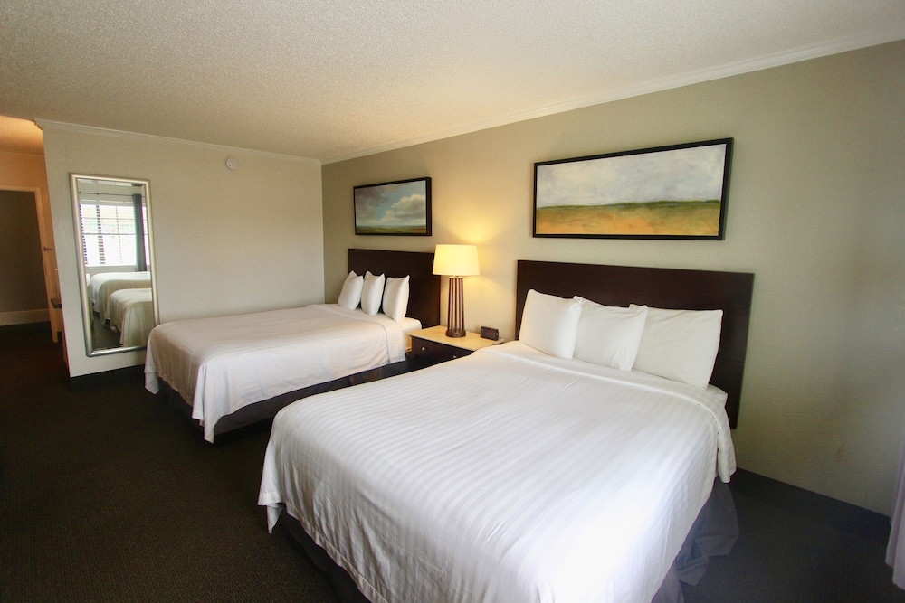 At Home Inn & Suites - photo 21