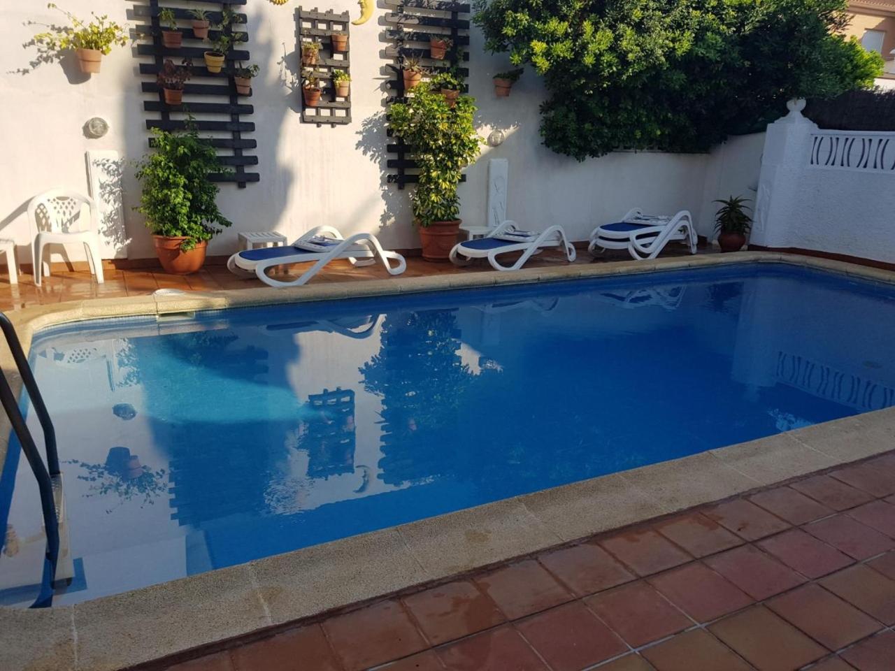 Adosado De Lujo Con Piscina Privada En Zona Muy Tranquila in Gandia, Spain