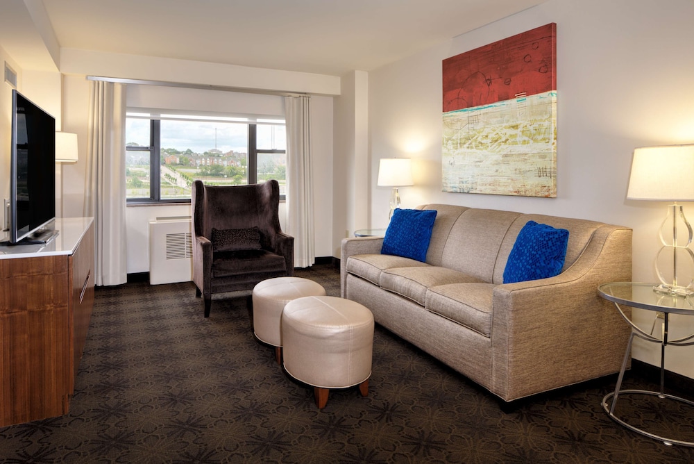 DoubleTree by Hilton Hotel & Suites Pittsburgh Downtown - photo 31