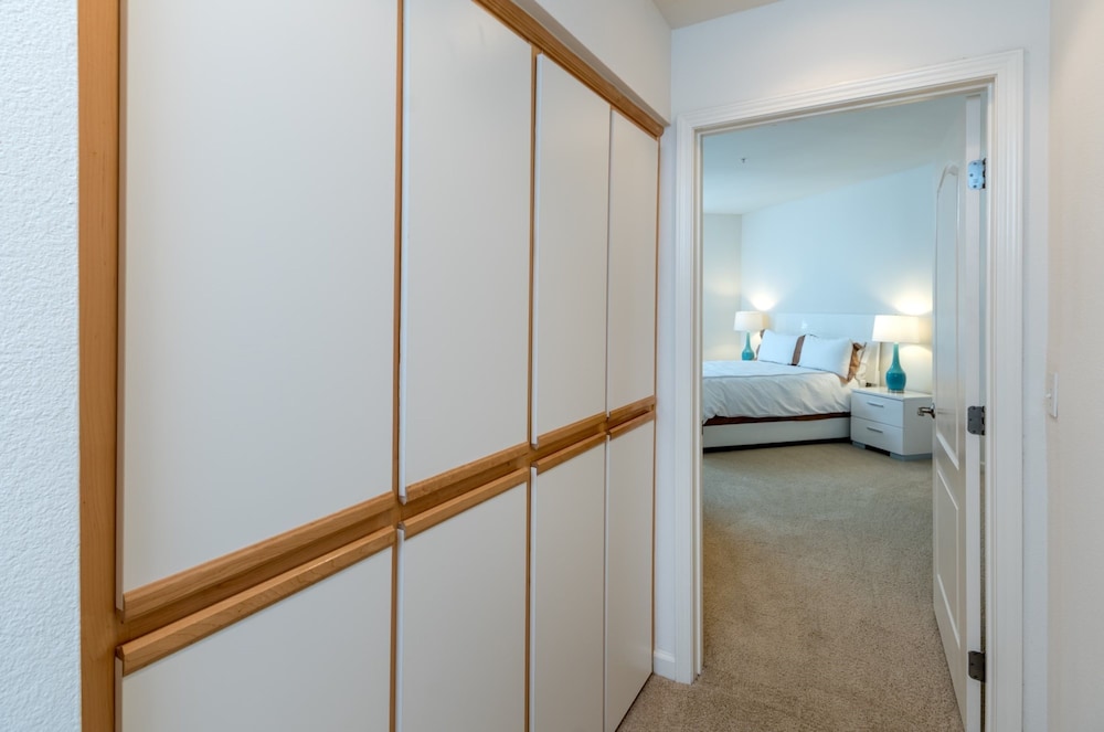 Bluebird Suites in North San Jose - photo 5