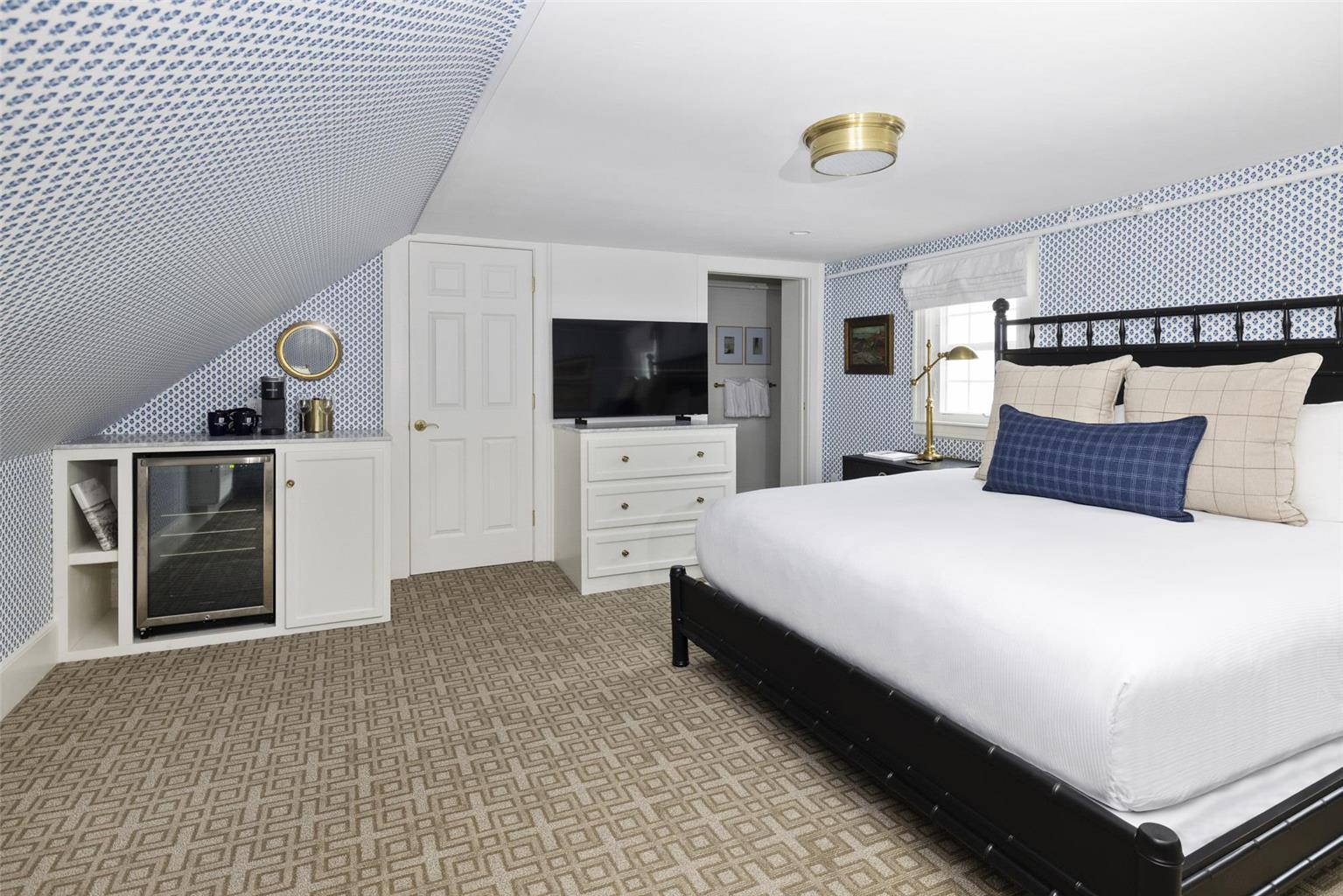 Kennebunkport Inn - photo 46