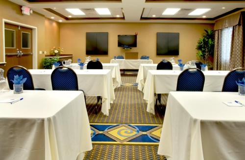 Aspen Grand Hotel Houston - photo 27