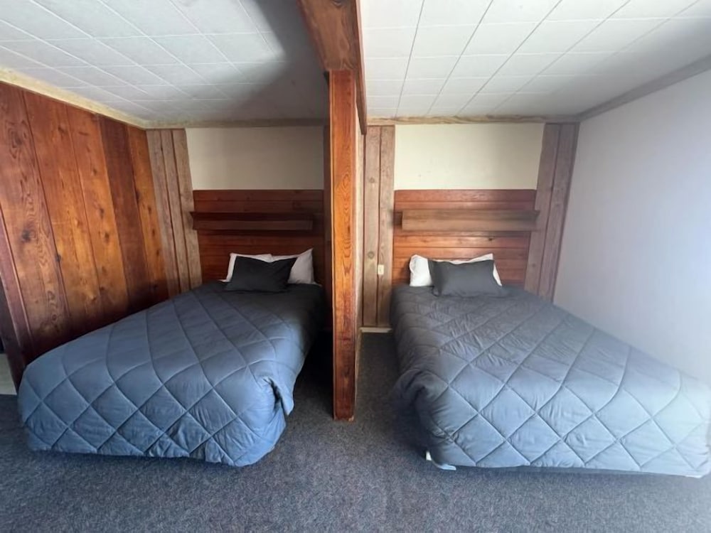 Sunset Oceanfront Lodging - photo 63