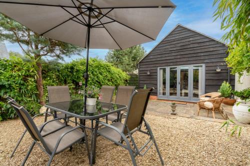 Buff Lodge — 4-Star Luxury Hotel in Witney, United Kingdom