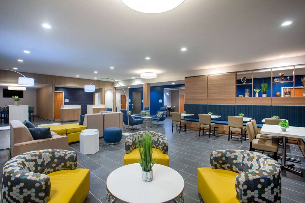 Microtel Inn & Suites by Wyndham Liberty NE Kansas City Area - photo 5