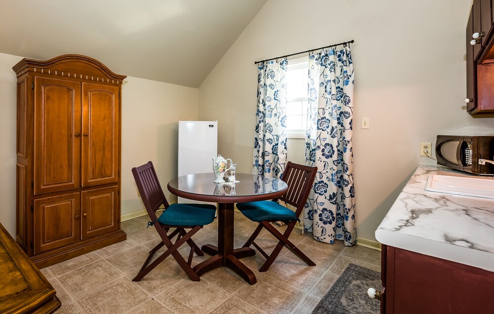 Blue Jay Manor - photo 15