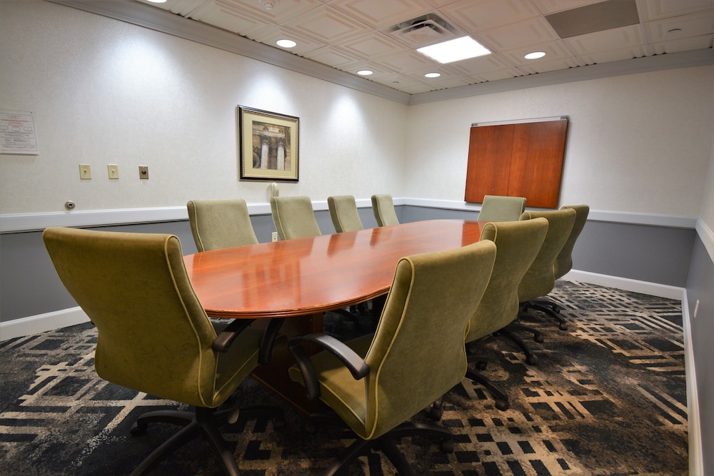 Holiday Inn Hazlet by IHG - photo 40