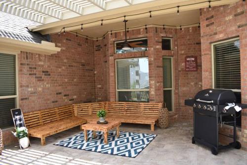Spacious Conroe Home around 4 miles to the Lake — 4-Star Luxury Hotel in Montgomery, United States