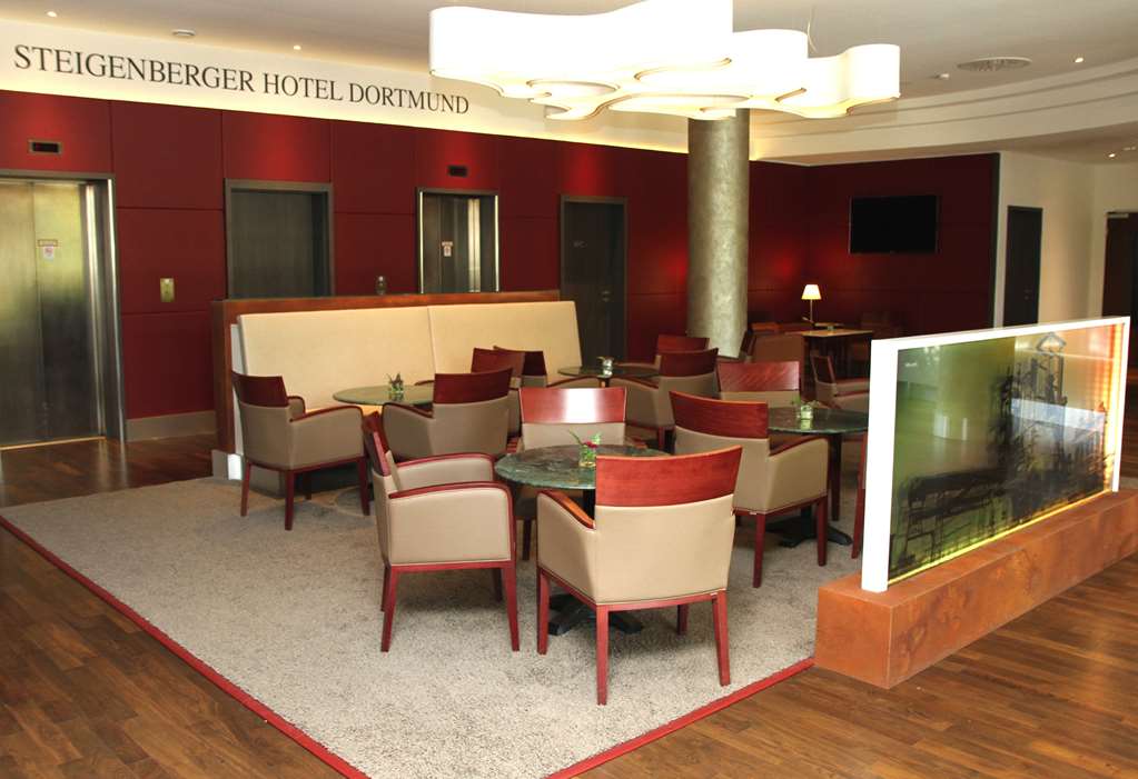 Steigenberger Hotel Dortmund, Germany - Lobby