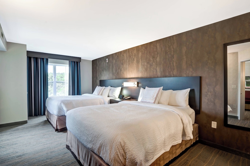 Residence Inn Hamilton - photo 9