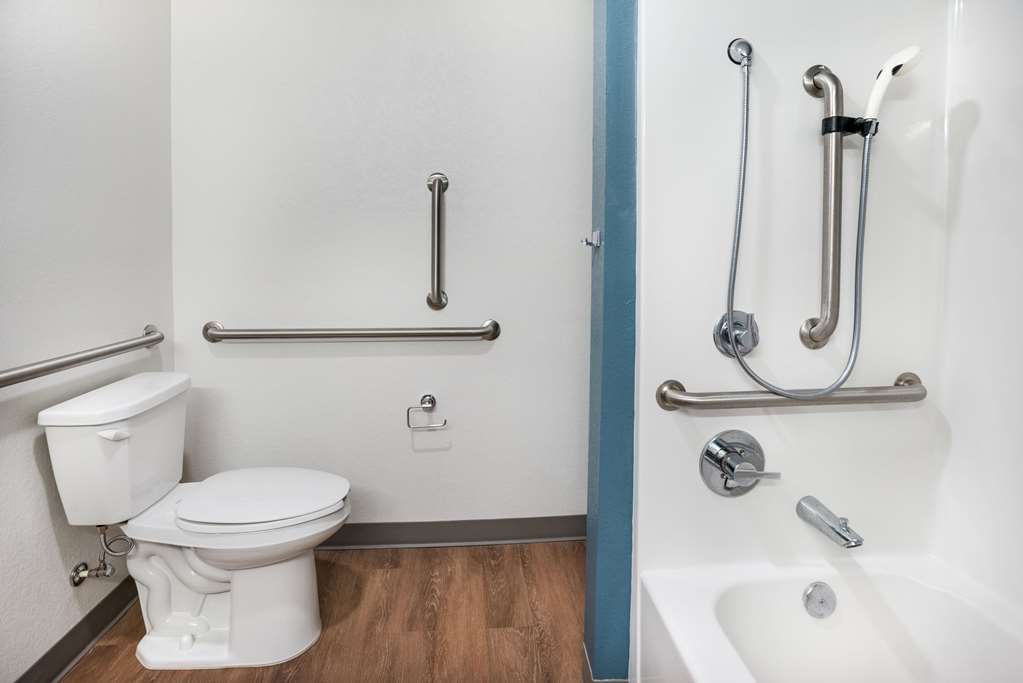 WoodSpring Suites Sulphur Lake Charles - photo 22