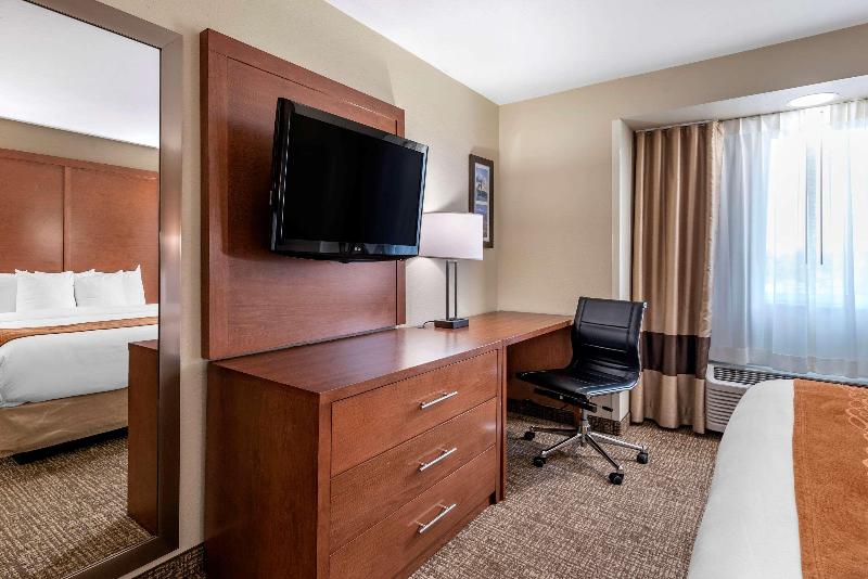 Comfort Inn Portland near I 84 and I 205 - photo 43