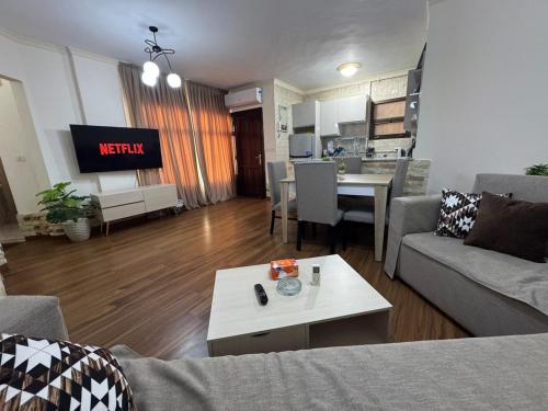 Cozy Modern studio in Rehab — 4-Star Luxury Hotel in Cairo, Egypt