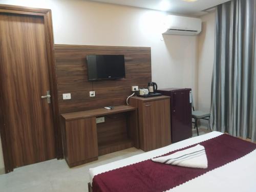 Limewood Stay Silver Studio Near Golf Course Road
