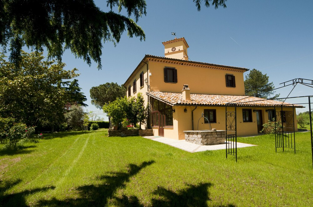 Il Torrino del Povile — 4-Star Luxury Hotel in Graffignano, Italy