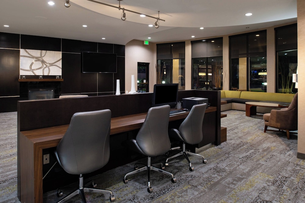 Courtyard by Marriott High Point - photo 33