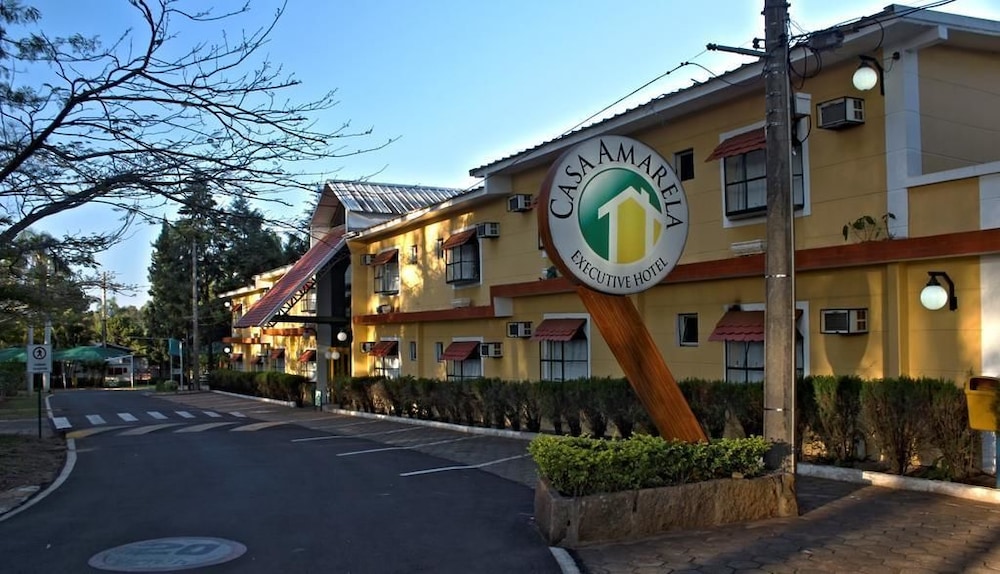 Casa Amarela Executive Hotel — Avare