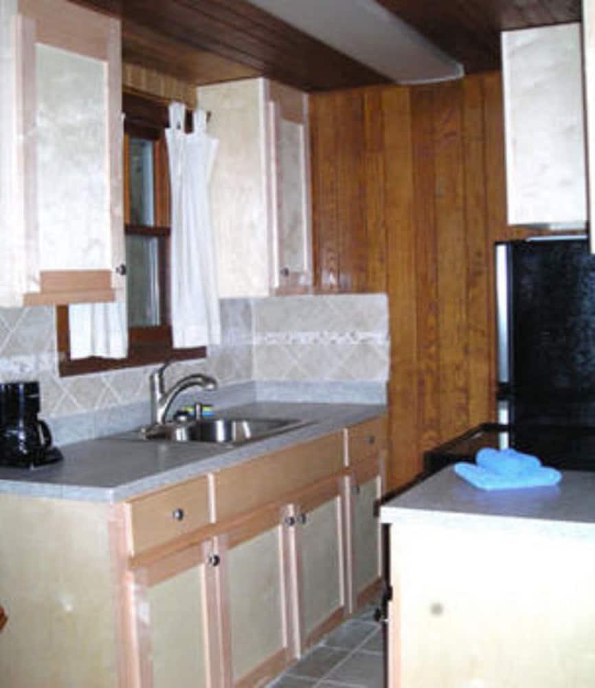 Cabins At Twinbrook Resort - photo 29