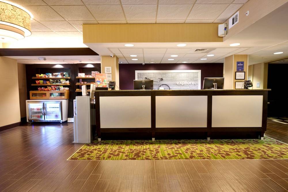 Hampton Inn Flemington - photo 4