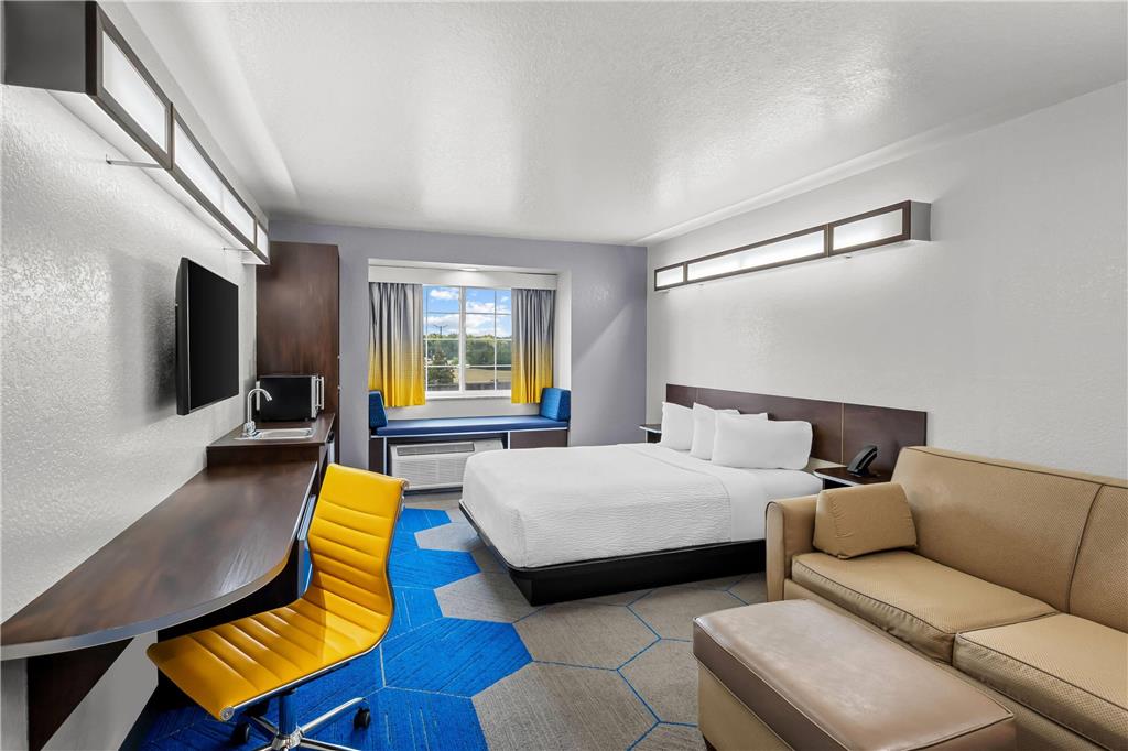 Microtel Inn & Suites by Wyndham Searcy - photo 30