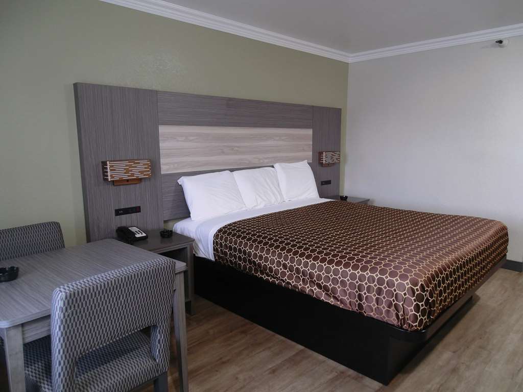 Americas Best Value Inn Rialto - photo 18