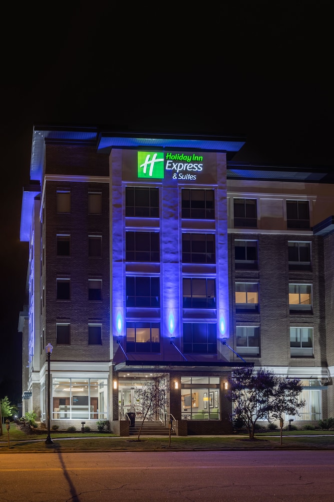 Holiday Inn Express & Suites Columbia Downtown The Vista by IHG - photo 31