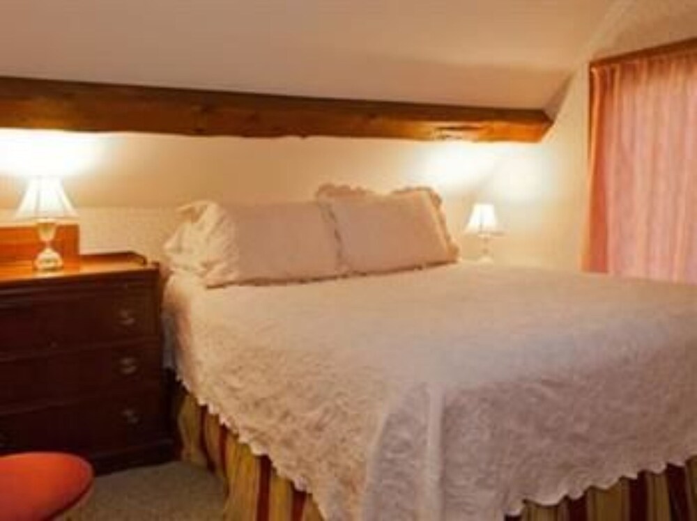 Arlington's West Mountain Inn - photo 38