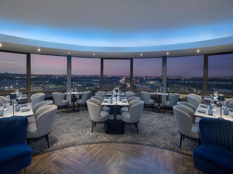 DoubleTree by Hilton Washington DC Crystal City - photo 39