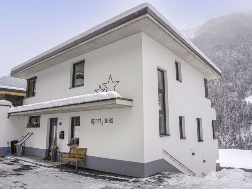 Apartment Jonas by Interhome — 4-Star Luxury Hotel in See, Austria