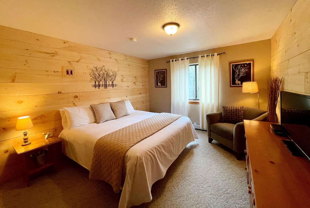 Snowed Inn - photo 3