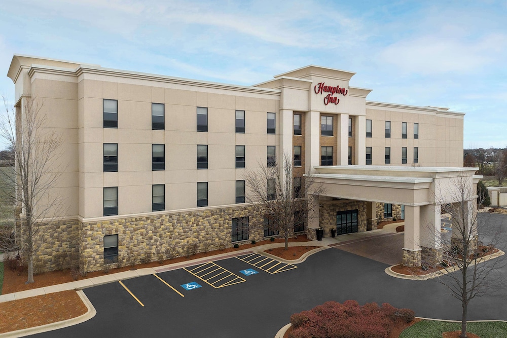 Hampton Inn Yorkville - photo 44