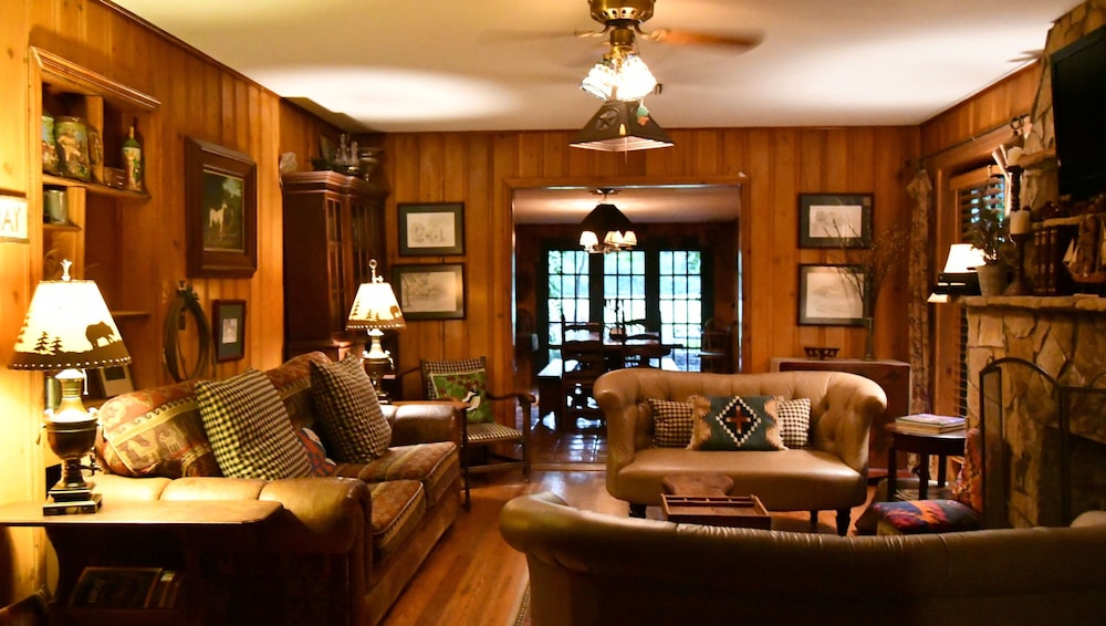 Country Woods Inn - photo 31