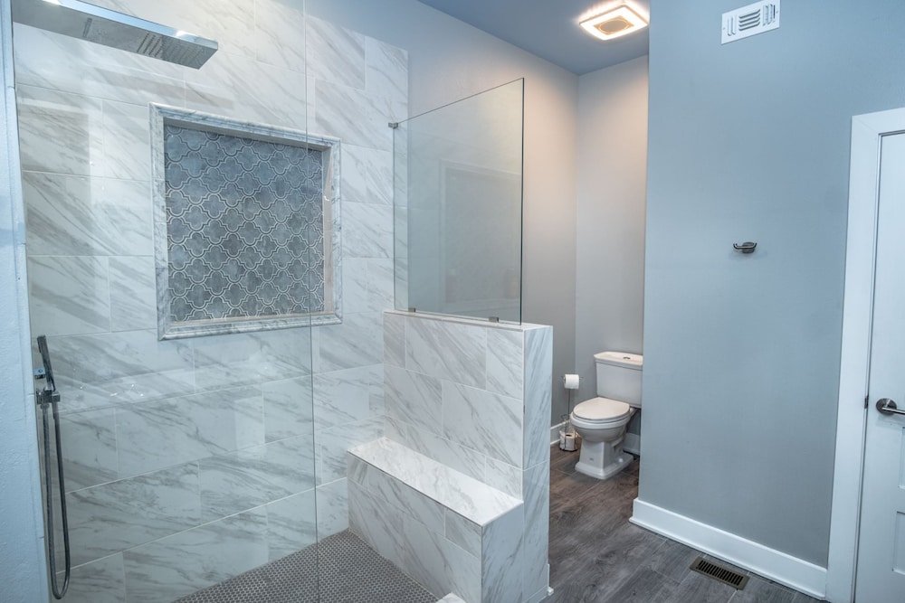 Prosperity Place Remodeled 3br 2ba Near Downtown - photo 22