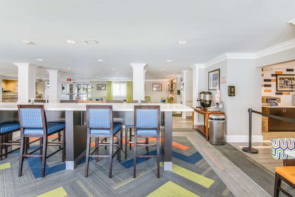 Sleep Inn & Suites Columbus near Fort Benning - photo 6